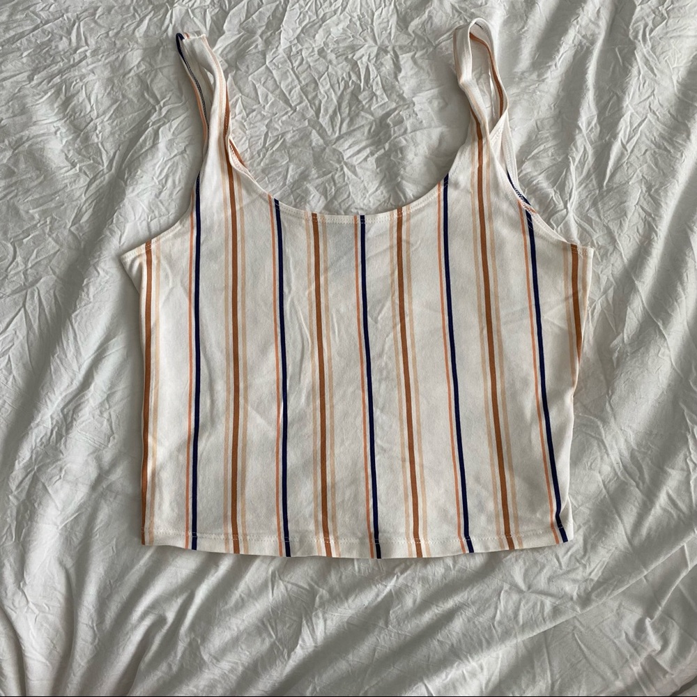 FUN Crop Top - ⭐️FREE SHIPPING⭐️